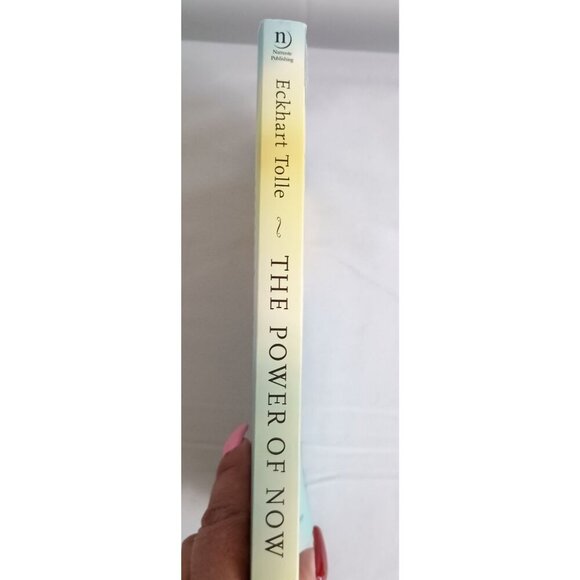 The Power of Now by Eckhart Tolle Spiritual Enlightenment Guide Excellent - Picture 4 of 4